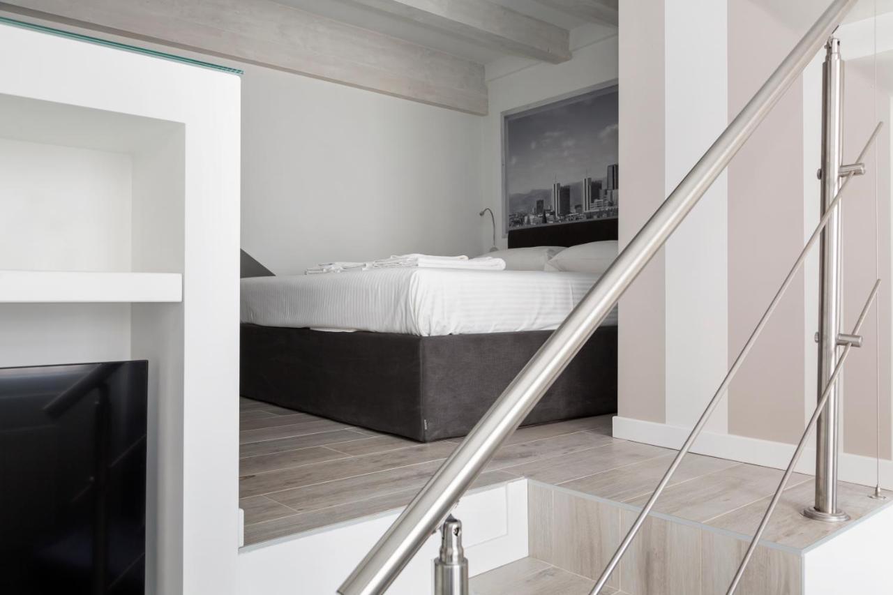 Nest For 2 In Milan Fashion District Via S Cecilia Apartamento Exterior foto